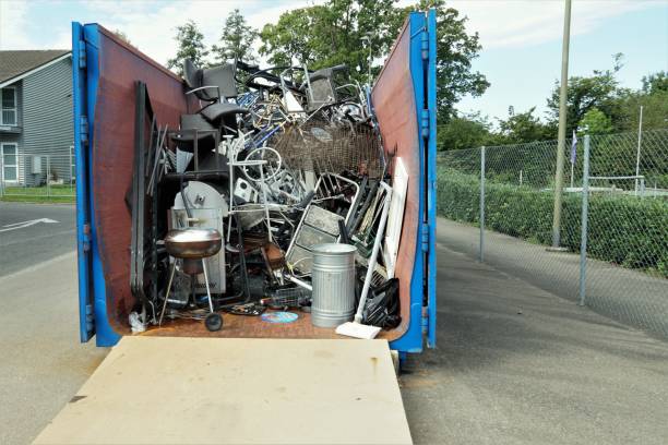 Best Yard Waste Removal  in Leonardo, NJ