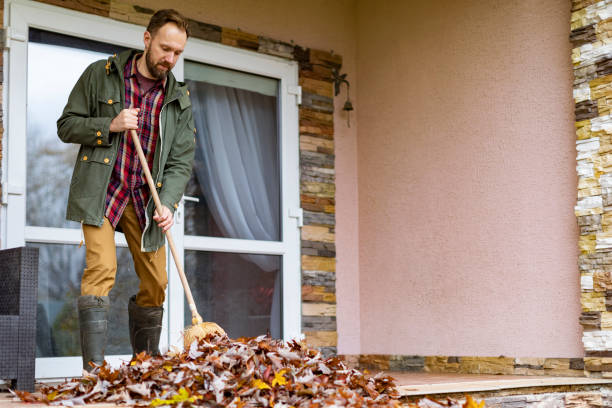 Best Attic Cleanout Services  in Leonardo, NJ